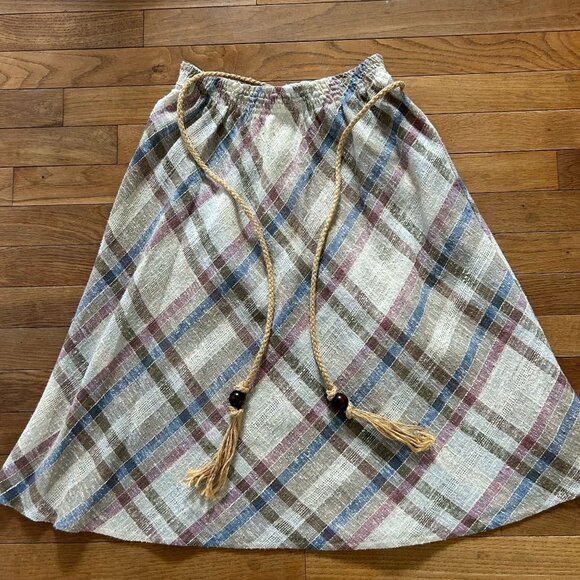 Grey Vintage Plaid Skirt - Picture 2 of 8